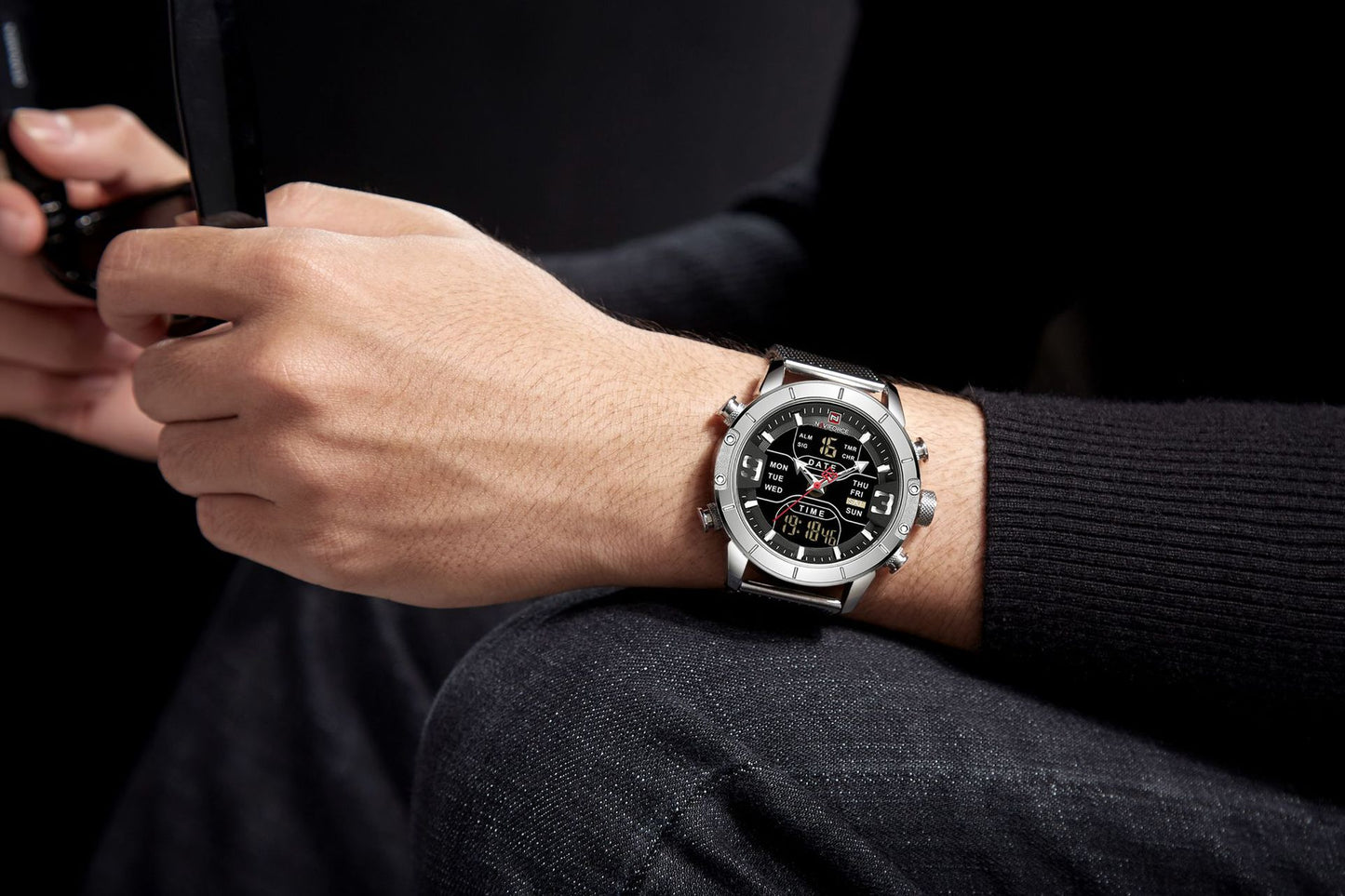 Luxury Sports Men's Watch – Waterproof & Shock Resistant Wristwatch