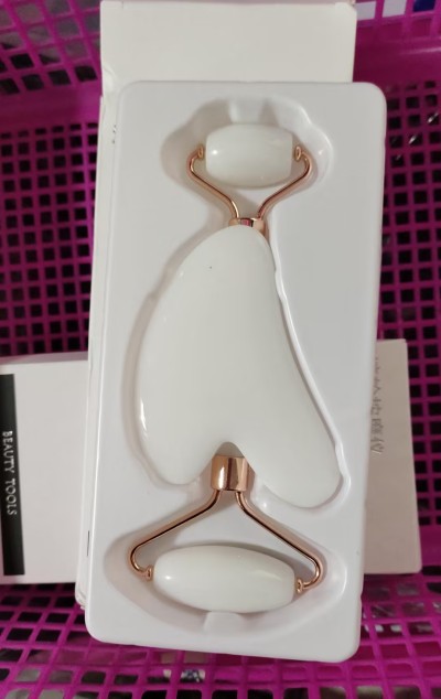 Premium Gua Sha Facial Roller Set – Face Lift, Wrinkle Reduction & Skin Brightening Tool