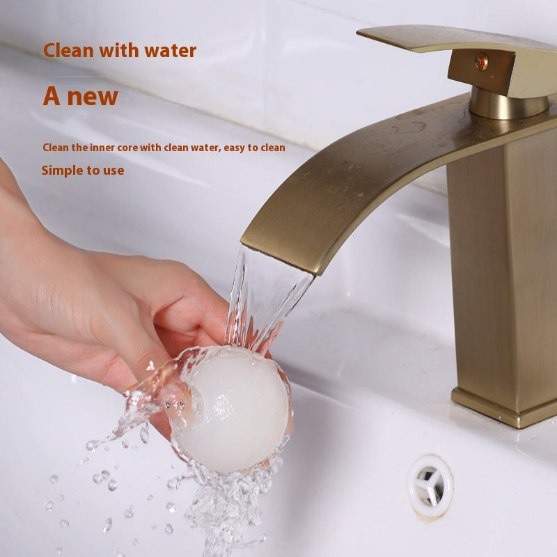 Reusable Sticky Gel Lint Roller Ball – Self-Cleaning Pet Hair & Lint Remover