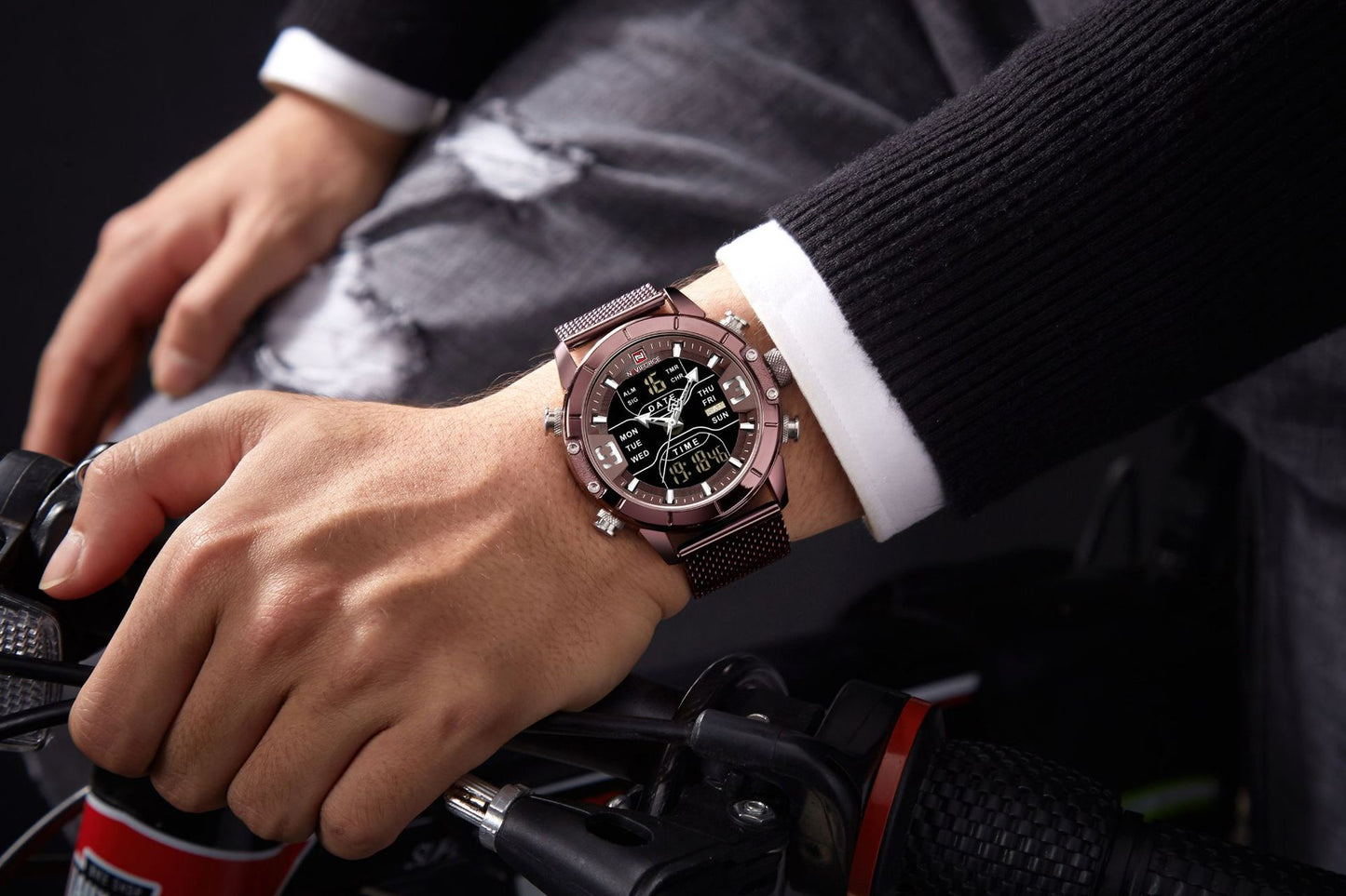 Luxury Sports Men's Watch – Waterproof & Shock Resistant Wristwatch