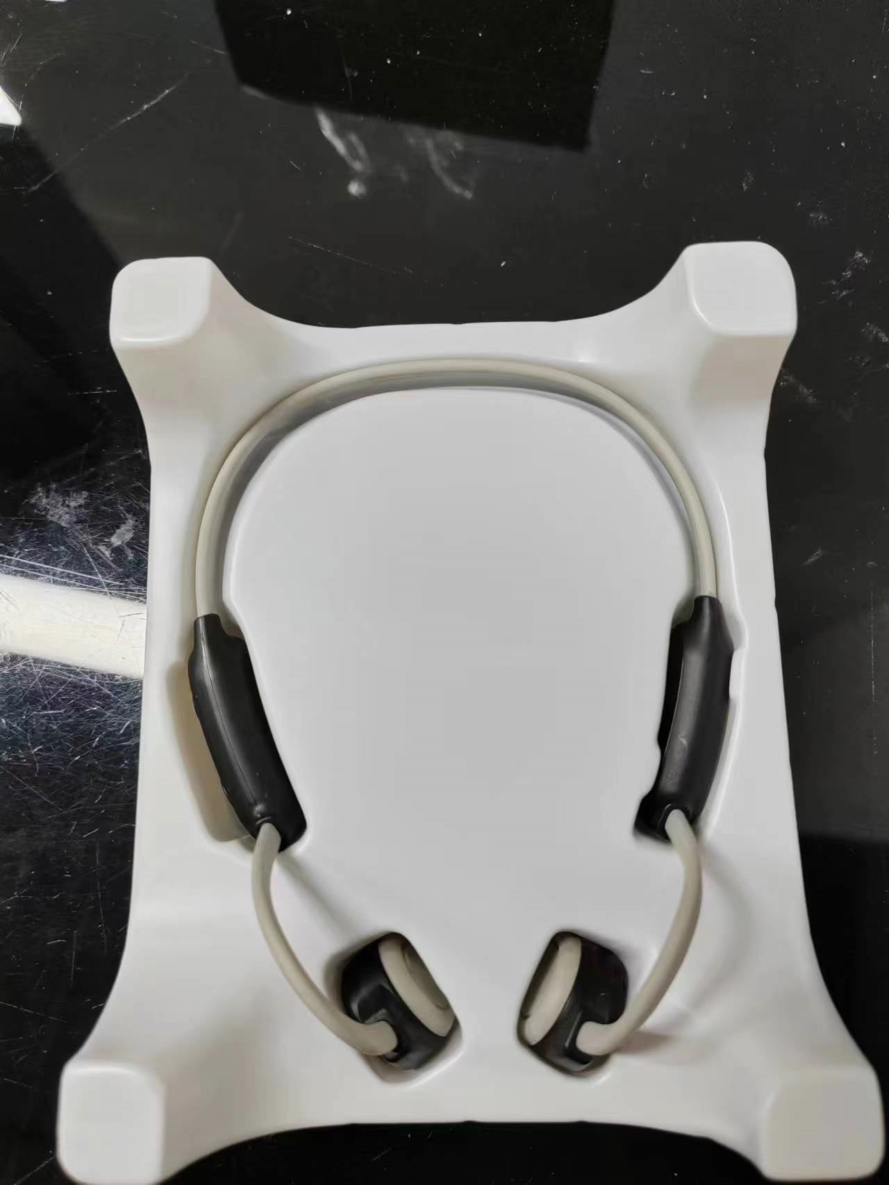 Bone Conduction Bluetooth 5.0 Headset – Open-Ear Wireless Headphones with Titanium Frame & Type-C Charging